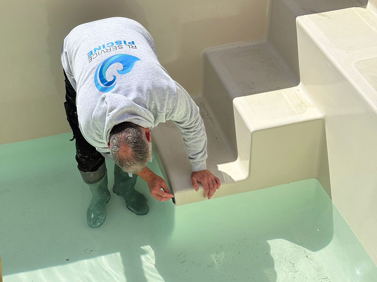 Réparation de fissure sur piscine coque - étape 3